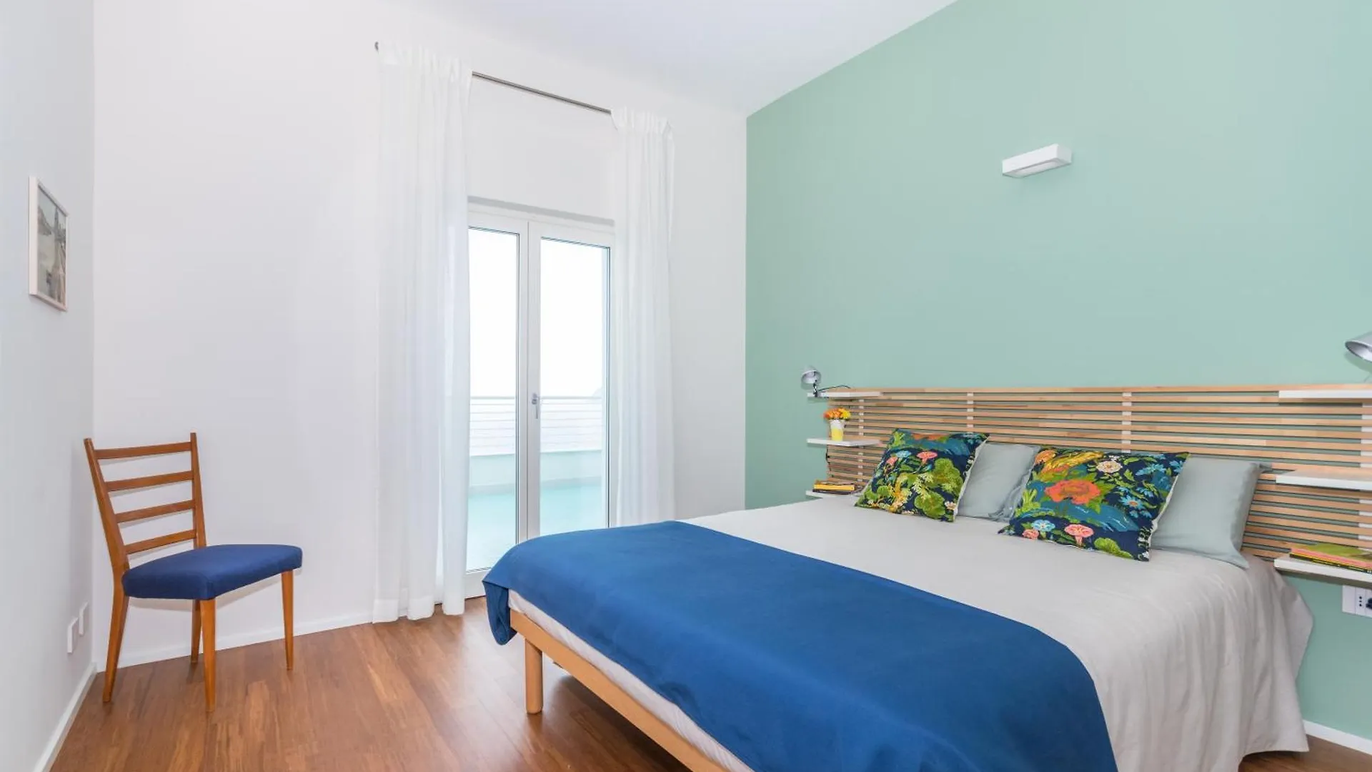 La Fiorella: Appartamento Con Terrazze In Villa Alassio 0*,